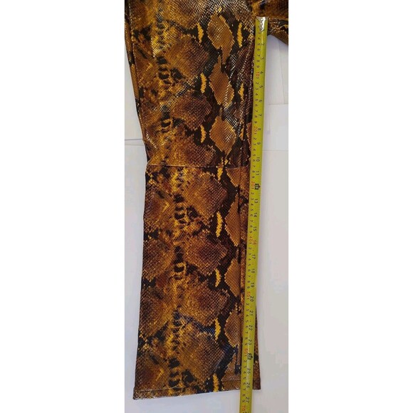 NWOT Urban Outfitters Leah Faux Leather Python Snake Print Pants Size US 4 - Picture 7 of 9